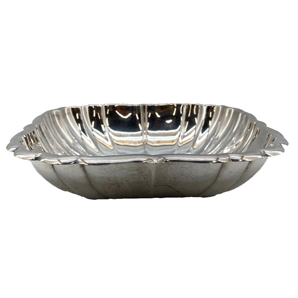 Vintage Reed & Barton 180 Silver Plate 8.5" Square Scalloped Bowl Silverware - Picture 3 of 13